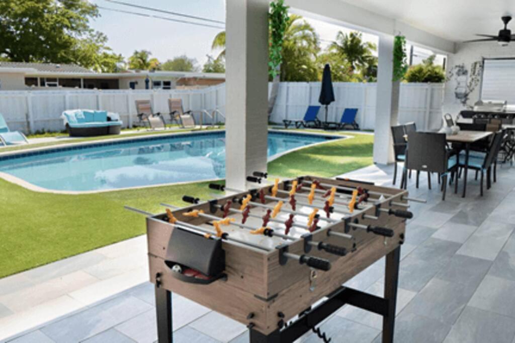 Luxurious & Modern Open Floor Plan Heated Pool Villa Hollywood Esterno foto