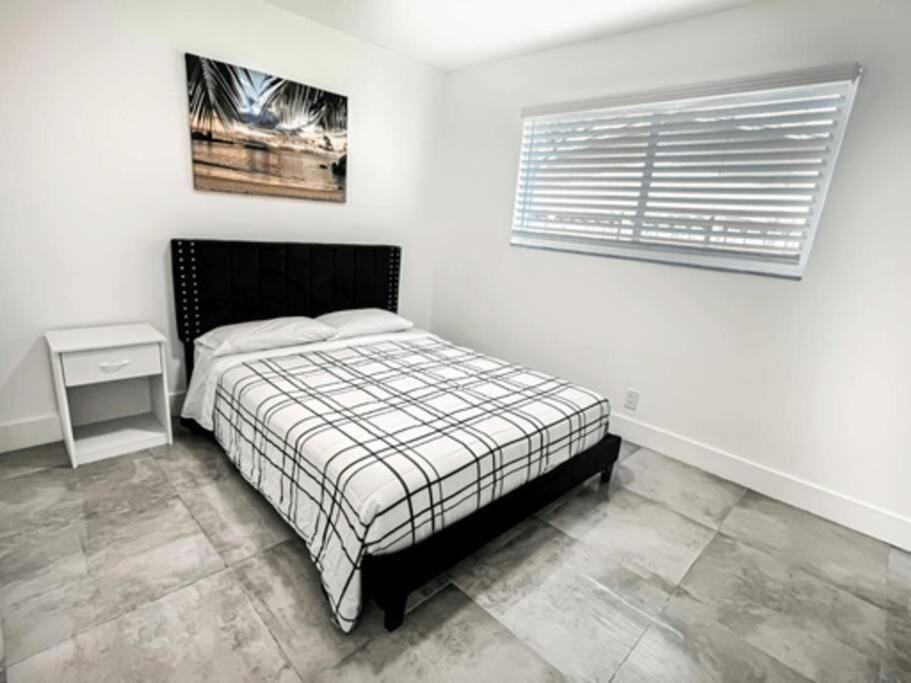Luxurious & Modern Open Floor Plan Heated Pool Villa Hollywood Esterno foto